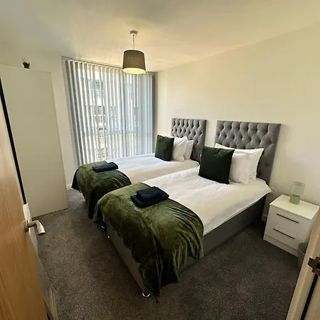 Cosy 2 Bed Apt Sleeps 4+Balcony Manchester Exterior foto