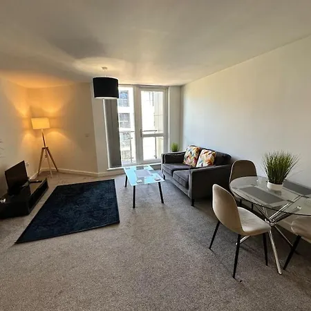 Cosy 2 Bed Apt Sleeps 4+Balcony Manchester Exterior foto
