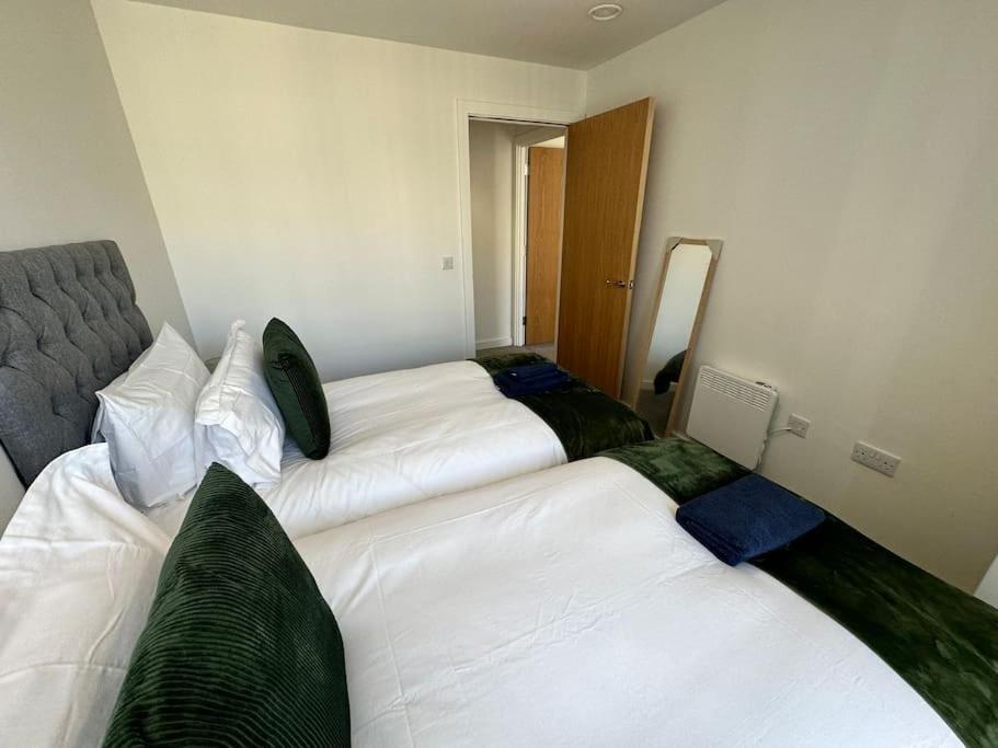 Cosy 2 Bed Sleeps 4+balcony Manchester